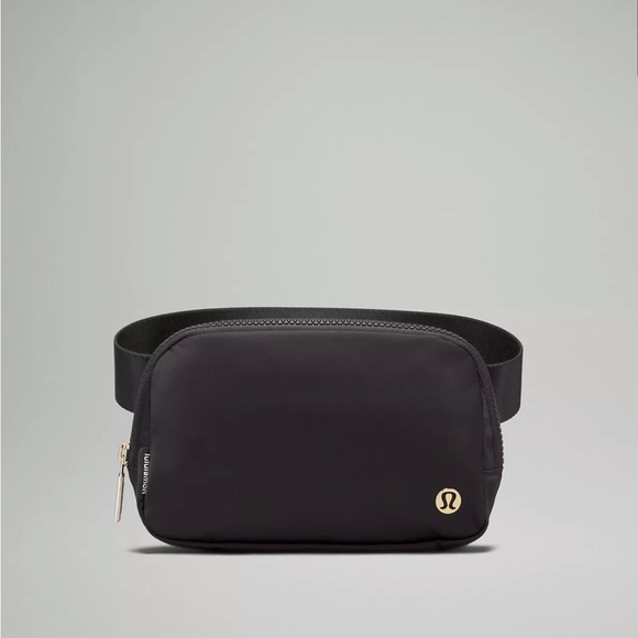 lululemon athletica Handbags - Lululemon Everywhere Belt Bag